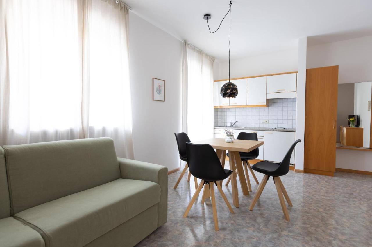 Residence Margreth Marlengo Bagian luar foto